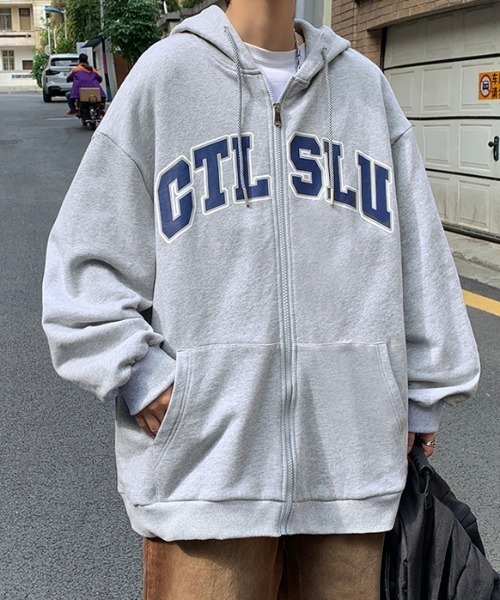 MGV(エムジーヴィー)の「カレッジロゴスジップアップパーカー(パーカー・メンズ・ブラック/グレー/ダークグレー・MEDIUM/LARGE/X-LARGE)」の6枚目の写真