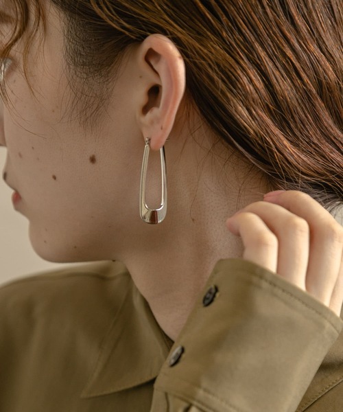 SMELLY(スメリー)の「ダエンメタルピアス(ピアス(両耳用)・レディース・シルバー/ゴールド・-)」の2枚目の写真