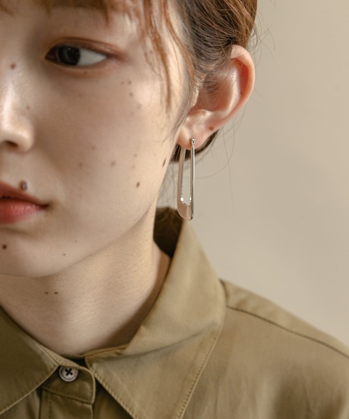 SMELLY(スメリー)の「ダエンメタルピアス(ピアス(両耳用)・レディース・シルバー/ゴールド・-)」の4枚目の写真