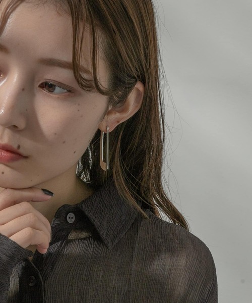 SMELLY(スメリー)の「ダエンメタルピアス(ピアス(両耳用)・レディース・シルバー/ゴールド・-)」の8枚目の写真