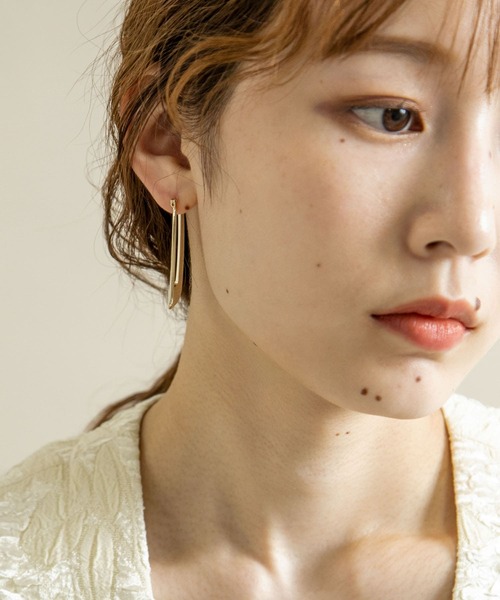 SMELLY(スメリー)の「ダエンメタルピアス(ピアス(両耳用)・レディース・シルバー/ゴールド・-)」の11枚目の写真