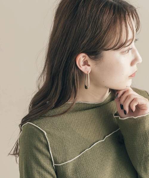 SMELLY(スメリー)の「ダエンメタルピアス(ピアス(両耳用)・レディース・シルバー/ゴールド・-)」の13枚目の写真