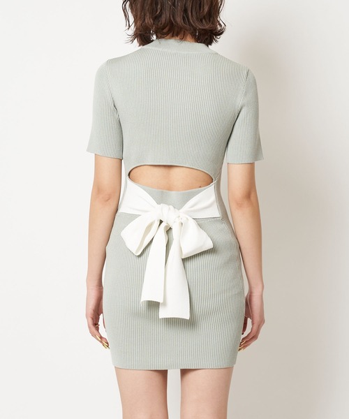 SPIRALGIRL（スパイラルガール）の「アシメショルダーバックリボンリブニットワンピース（ワンピース・レディース・グリーン/ブラック/ベージュ・FREE）」の14枚目の写真