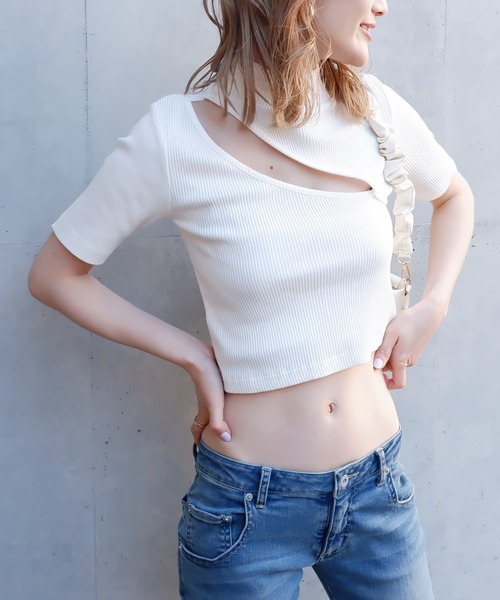 SPIRALGIRL（スパイラルガール）の「プチハイアシメリブトップス（Tシャツ/カットソー・レディース・ブラック/オフホワイト/ブルー・FREE）」の11枚目の写真