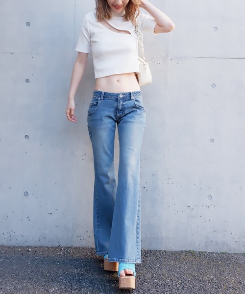 SPIRALGIRL（スパイラルガール）の「プチハイアシメリブトップス（Tシャツ/カットソー・レディース・ブラック/オフホワイト/ブルー・FREE）」の13枚目の写真