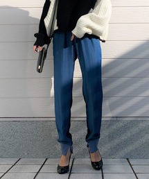 Q | バイカラーデニムジョガーパンツ(デニムパンツ)