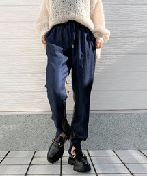 Q | バイカラーデニムジョガーパンツ(デニムパンツ)