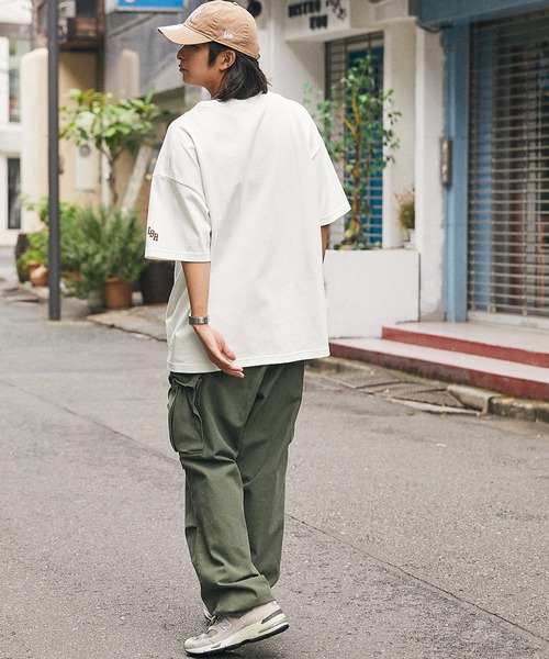 Labrador Retriever（ラブラドールリトリーバー）の「Labrador Retriever/ラブラドールレトリーバー 別注 カレッジロゴ刺繍 ビッグシルエット半袖Tシャツ（Tシャツ/カットソー・メンズ・グリーン/ホワイト/ネイビー/オートミール/スミクロ/ホワイト系/サックスブルー/ブラウン・L/M）」の14枚目の写真