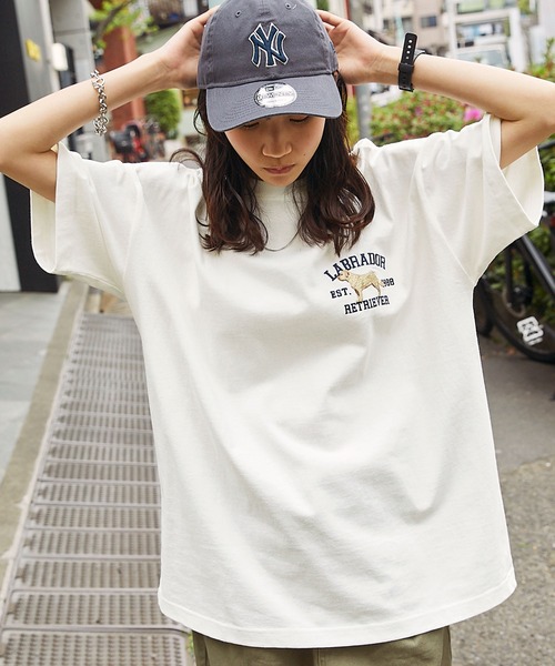 Labrador Retriever（ラブラドールリトリーバー）の「Labrador Retriever/ラブラドールレトリーバー 別注 カレッジロゴ刺繍 ビッグシルエット半袖Tシャツ（Tシャツ/カットソー・メンズ・グリーン/ホワイト/ネイビー/オートミール/スミクロ/ホワイト系/サックスブルー/ブラウン・L/M）」の16枚目の写真