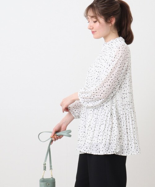 DRESKIP（ドレスキップ）の「◆シフォンプリーツフリル七分袖ブラウス（シャツ/ブラウス・レディース・グリーン系1/ブラック系/ホワイト系3・02/03/04）」の2枚目の写真