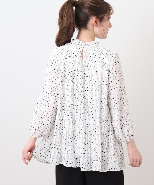 DRESKIP（ドレスキップ）の「◆シフォンプリーツフリル七分袖ブラウス（シャツ/ブラウス・レディース・グリーン系1/ブラック系/ホワイト系3・02/03/04）」の6枚目の写真