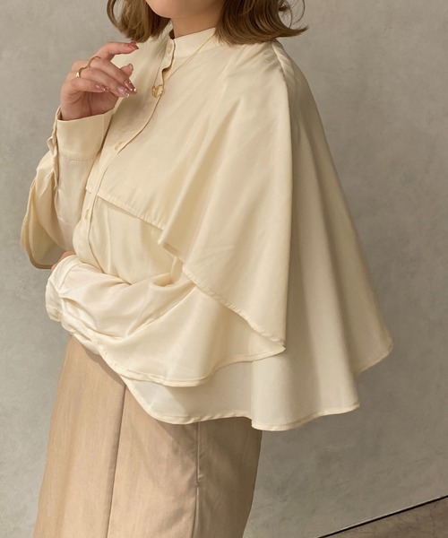 apres jour clair(アプレジュールクレア)の「【apres jour clair】フリルケープデザインブラウス【ZOZOTOWN限定アイテム】(シャツ/ブラウス・レディース・アイボリー/グリーン・フリー/X-LARGE)」の4枚目の写真