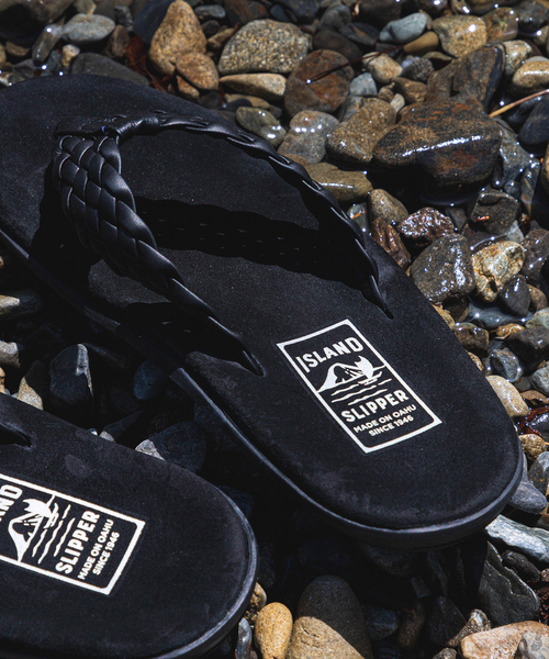ISLAND SLIPPER(アイランドスリッパ)の「【ISLAND SLIPPER / アイランド スリッパ】別注 イントレ トングサンダル(サンダル・メンズ・ブラック・8/10/9/7)」の3枚目の写真