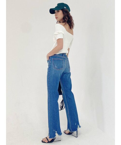 GYDA（ジェイダ）の「ハイウエスト HEMダメージ フレアデニムパンツ（デニムパンツ・レディース・ブルー/ライトブルー・X-SMALL/SMALL/MEDIUM）」の4枚目の写真