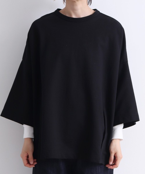 yuni(ユニ )の「ハイトインレー hem tuck oversized プルオーバー(Tシャツ/カットソー・レディース・ブラック/グリーン/ホワイト・FREE)」の12枚目の写真