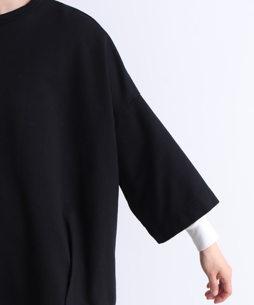 yuni(ユニ )の「ハイトインレー hem tuck oversized プルオーバー(Tシャツ/カットソー・レディース・ブラック/グリーン/ホワイト・FREE)」の16枚目の写真