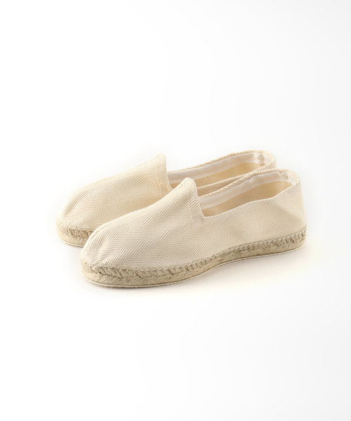 La Manual Alpargatera（マヌアル・アルパルガテラ）の「【LA MANUAL ALPARGATERA】スリッポン（サンダル・レディース・ホワイト/ブラック・37/38/36）」の2枚目の写真