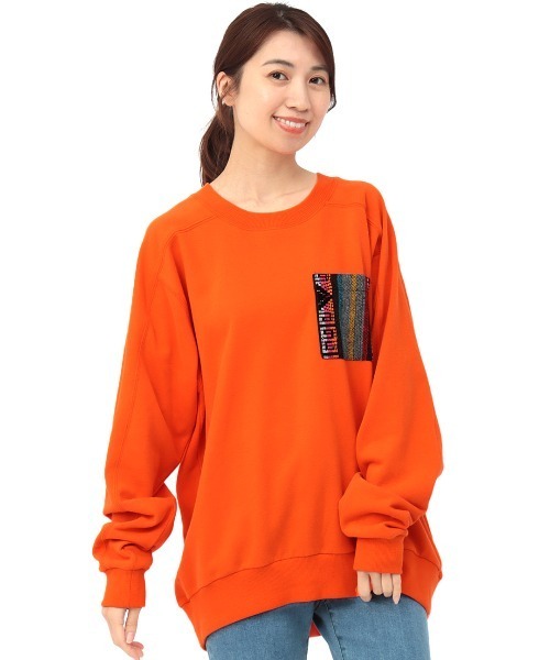 チチカカ（チチカカ）の「パッチポケットスウェットプルオーバー（スウェット・レディース・ブラック/オレンジ/その他1・FREE）」の6枚目の写真