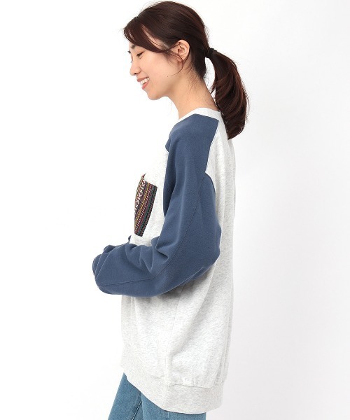 チチカカ（チチカカ）の「パッチポケットスウェットプルオーバー（スウェット・レディース・ブラック/オレンジ/その他1・FREE）」の12枚目の写真