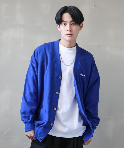 SPINNS（スピンズ）の「【ゆったりシルエット】インサイドアウト カラーカーディガン（カーディガン/ボレロ・メンズ・ブラック/レッド/サックスブルー/イエロー/ロイヤルブルー/スミクロ・ONESIZE）」の4枚目の写真