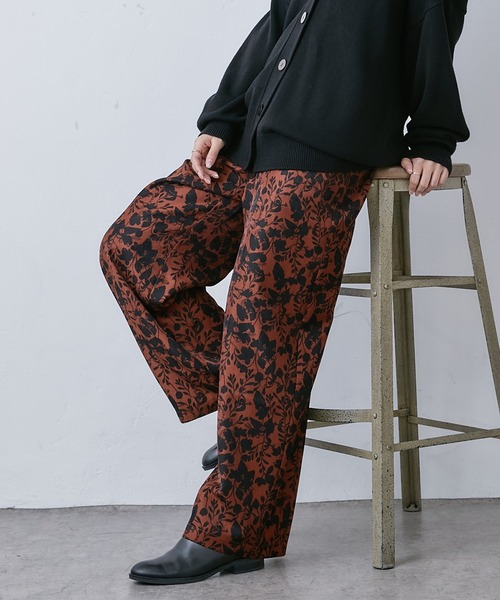 PUAL CE CIN(ピュアルセシン)の「花柄プリントパンツ(その他パンツ・レディース・ブラック/ベージュ・FREE)」の2枚目の写真