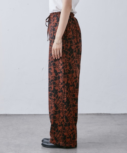 PUAL CE CIN(ピュアルセシン)の「花柄プリントパンツ(その他パンツ・レディース・ブラック/ベージュ・FREE)」の9枚目の写真