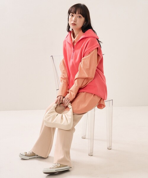 本日のみ値下げ美品アーペーセー　フリークスストア別注　ハーフジップ 本日のみ値下げ美品アーペーセー フリークスストア別注 ハーフ