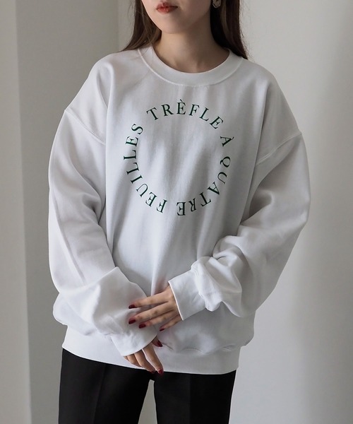 Riberry（リベリー）の「GILDAN サークルロゴ裏起毛スウェット（スウェット・レディース・ホワイト/アッシュグレー/ダークグリーン・LARGE）」の4枚目の写真