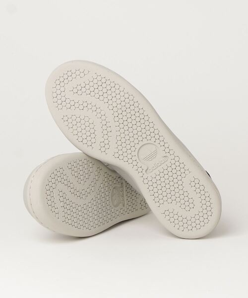 adidas（アディダス）の「スタンスミス / Stan Smith / アディダスオリジナルス（スニーカー・メンズ・ベージュ/グレー・22.5cm/23.0cm/23.5cm/24.0cm/24.5cm/25.0cm/25.5cm/26.0cm/26.5cm/27.0cm/27.5cm/28.0cm/28.5cm/29.0cm/22.0cm）」の11枚目の写真