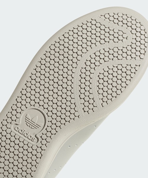 adidas（アディダス）の「スタンスミス / Stan Smith / アディダスオリジナルス（スニーカー・メンズ・ベージュ/グレー・22.5cm/23.0cm/23.5cm/24.0cm/24.5cm/25.0cm/25.5cm/26.0cm/26.5cm/27.0cm/27.5cm/28.0cm/28.5cm/29.0cm/22.0cm）」の9枚目の写真