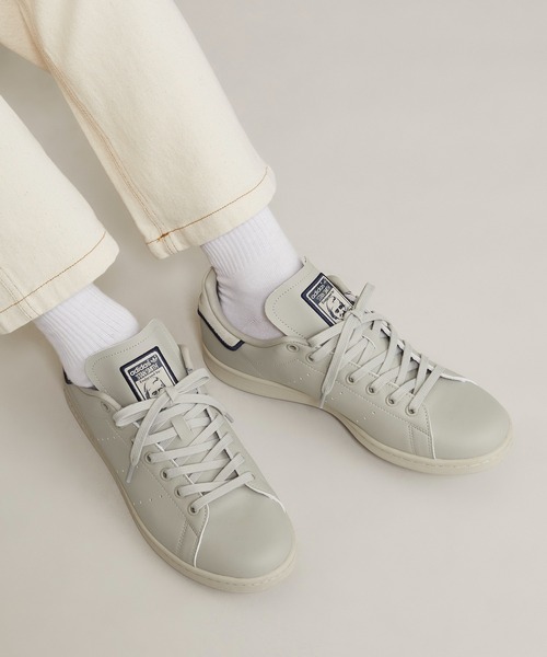 adidas（アディダス）の「スタンスミス / Stan Smith / アディダスオリジナルス（スニーカー・メンズ・ベージュ/グレー・22.5cm/23.0cm/23.5cm/24.0cm/24.5cm/25.0cm/25.5cm/26.0cm/26.5cm/27.0cm/27.5cm/28.0cm/28.5cm/29.0cm/22.0cm）」の22枚目の写真