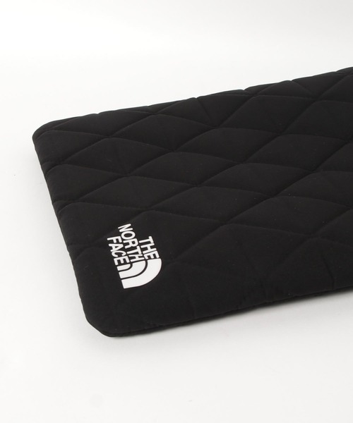 THE NORTH FACE(ザノースフェイス)の「THE NORTH FACE Geoface PC Sleeve 15 ザ ノースフェイス ジオフェイスピーシースリーブ15インチ(ビジネスバッグ・メンズ・ブラック・FREE)」の9枚目の写真