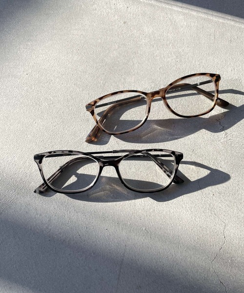 CANAL JEAN（キャナルジーン）の「DULTON　READING GLASSES リーディンググラス/YGF144（メガネ・レディース・グレー/ベージュ・10/15 /20）」の3枚目の写真