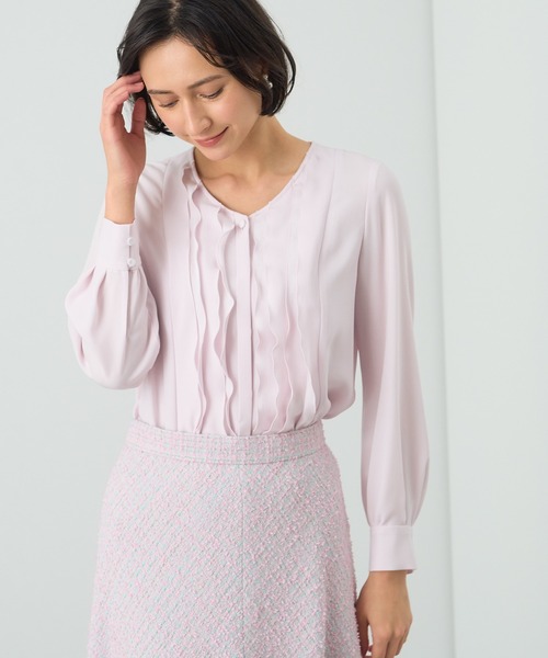 ANAYI（アナイ）の「バックサテンナローラッフル ブラウス（シャツ/ブラウス・レディース・ホワイト/ライトブルー/ライトピンク/ネイビー・38/36）」の4枚目の写真