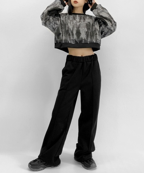 LVEU.（ラブユ.）の「【ZOZOTOWN限定】Tie-dye cropped design top / タイダイ柄クロップドデザイントップス（Tシャツ/カットソー・レディース・ブラック・FREE）」の8枚目の写真