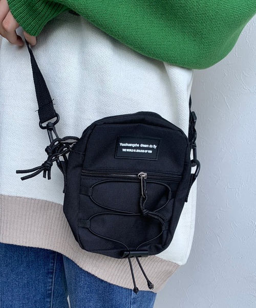 CRB(シーアールビー)の「【撥水加工】メッシュスマホショルダーバッグ(ショルダーバッグ・レディース・ベージュ/ブラック/グレー・F)」の5枚目の写真