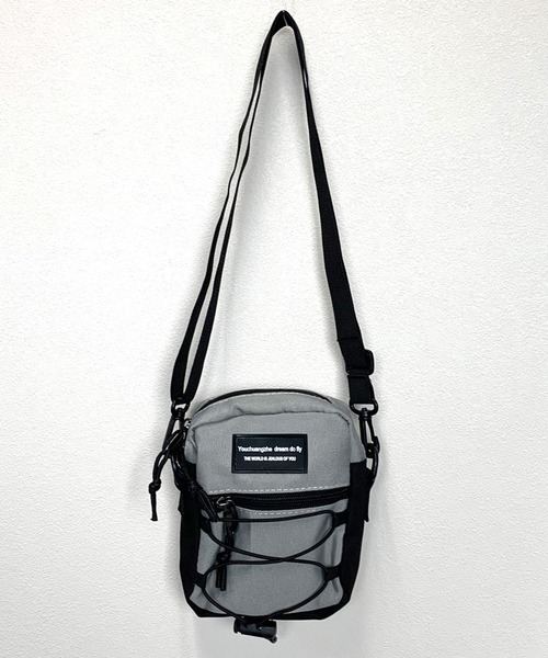 CRB(シーアールビー)の「【撥水加工】メッシュスマホショルダーバッグ(ショルダーバッグ・レディース・ベージュ/ブラック/グレー・F)」の12枚目の写真