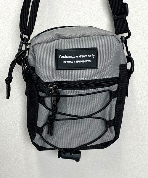 CRB(シーアールビー)の「【撥水加工】メッシュスマホショルダーバッグ(ショルダーバッグ・レディース・ベージュ/ブラック/グレー・F)」の13枚目の写真