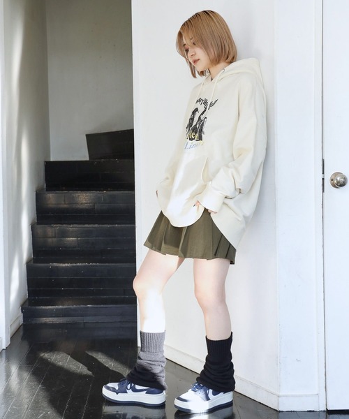 PBLIM（ページボーイリム）の「PAGEBOYLIM/ロックンロールフーディー（パーカー・レディース・グリーン/チャコールグレー/オフホワイト・MEDIUM/LARGE）」の5枚目の写真