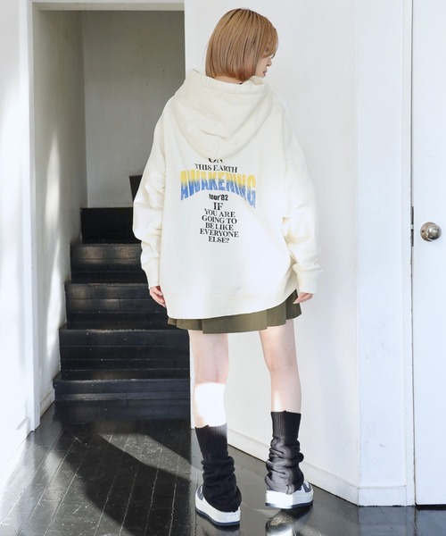 PBLIM（ページボーイリム）の「PAGEBOYLIM/ロックンロールフーディー（パーカー・レディース・グリーン/チャコールグレー/オフホワイト・MEDIUM/LARGE）」の6枚目の写真