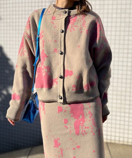 mi via loca（ミヴィアロカ）の「【セットアップ】前後2WAY柄ジャガードカーディガン（カーディガン/ボレロ・レディース・ブルー/キナリ/ベージュ/イエロー・FREE）」の10枚目の写真