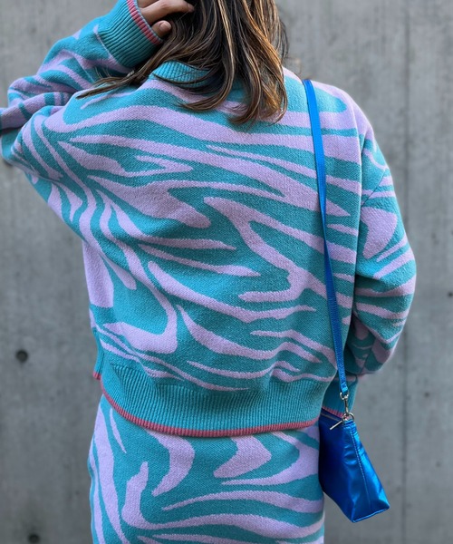 mi via loca（ミヴィアロカ）の「【セットアップ】前後2WAY柄ジャガードカーディガン（カーディガン/ボレロ・レディース・ブルー/キナリ/ベージュ/イエロー・FREE）」の17枚目の写真