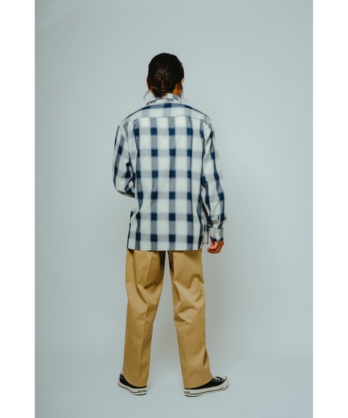 BIG MIKE(ビッグマイク)の「BIG MIKE ビックマイク / 26春夏新作 セットアップ対応 長袖 レーヨンミックス オンブレチェックシャツ 脇スリットタイプ //// 102615200 102615201 102615202 102615204(シャツ/ブラウス・メンズ・ホワイト×ネイビー/ブラック×ホワイト/グレー×ピンク/ホワイト×グリーン・MEDIUM/LARGE/X-LARGE/XX-LARGE)」の7枚目の写真