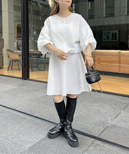 prose verse（プロズヴェール）の「キルティングジャガードフレアミニセットアップ（セットアップ・レディース・ブラック/オフホワイト・MEDIUM）」の3枚目の写真