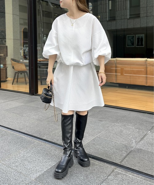 prose verse（プロズヴェール）の「キルティングジャガードフレアミニセットアップ（セットアップ・レディース・ブラック/オフホワイト・MEDIUM）」の4枚目の写真