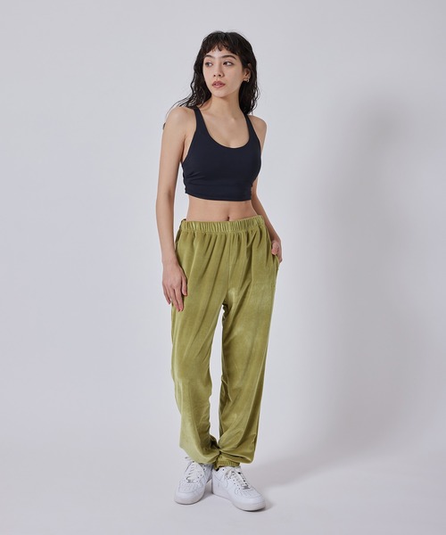 NERGY CREORAバッククロススポーツブラ ブラック　美品　M UV NERGY（ナージー）の「【UV 】CREORAバッククロスブラトップ BK
