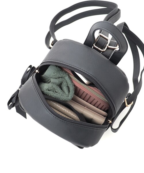 Ober Tashe(オーバータッシェ)の「◆リボンチャーム付きキルトミニリュック(バックパック/リュック・レディース・ピンク系/ブルー/ブラック/アイボリー・FREE)」の12枚目の写真