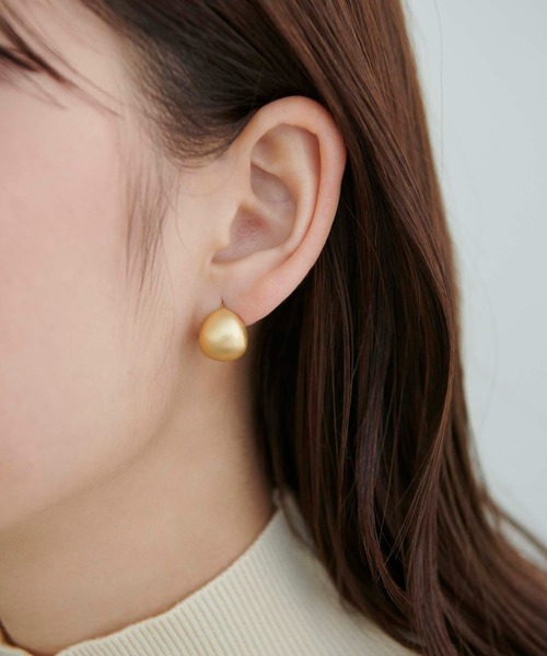 Edit Sheen（エディットシーン）の「マットドロップピアス（ピアス（両耳用）・レディース・シルバー/ゴールド・FREE）」の3枚目の写真