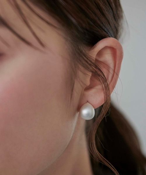 Edit Sheen（エディットシーン）の「マットドロップピアス（ピアス（両耳用）・レディース・シルバー/ゴールド・FREE）」の5枚目の写真