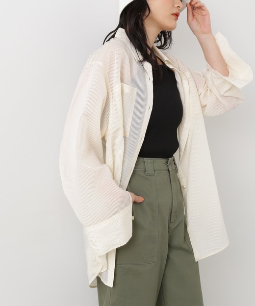N.(N. Natural Beauty Basic)(エヌエヌナチュラルビューティーベーシック)の「◆ストライプシャツブラウス(シャツ/ブラウス・レディース・ブルー/ピンク/ベージュ/ライトグリーン・MEDIUM)」の2枚目の写真